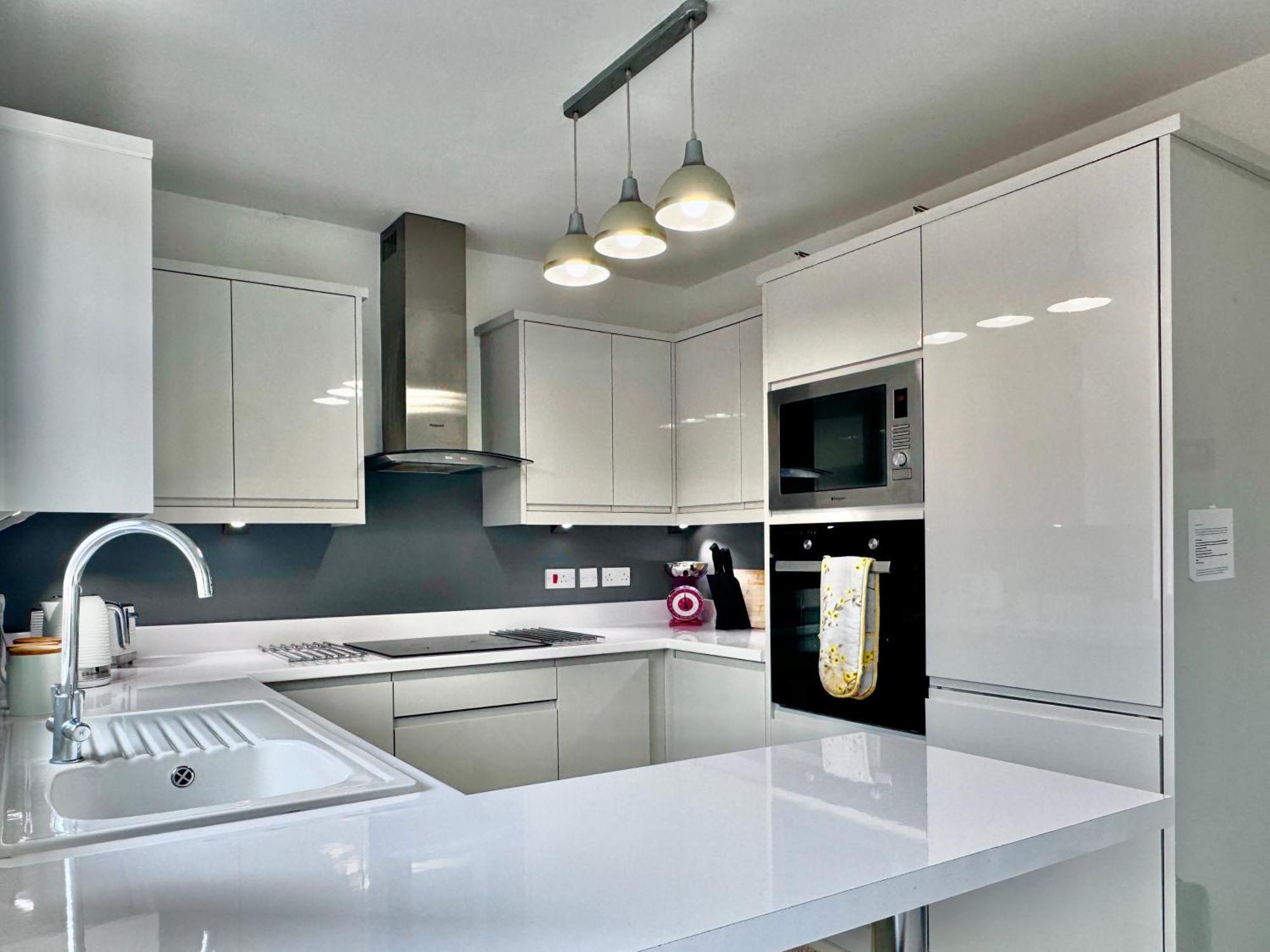 Apartment Victoria With Free Parking Скарборо Екстер'єр фото